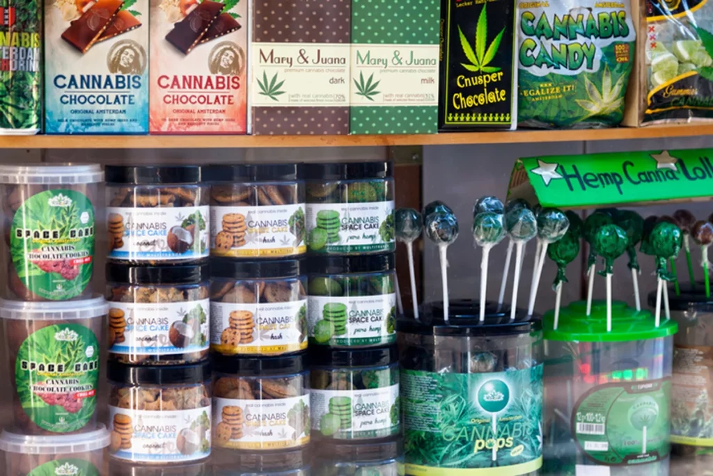Comestibles au cannabis à vendre à Paris, France